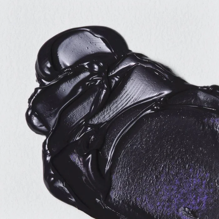 dioxazine-purple-winsor-and-newton-winton-oil-paint-37ml-04 Some Dioxazine Purple Winsor and Newton Winton Oil Paint has been applied on a white surface so you can see the paint colour and consistency. The paint has been applied with a palette knife and you can see the texture of the paint.